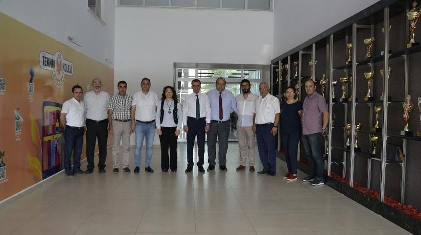 SMMMO’dan OSB Teknik Koleji’ne ziyaret