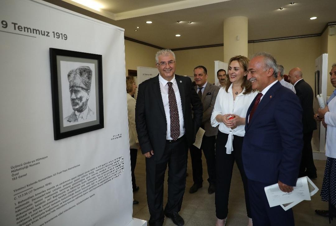 Kadıoğlu&rsquo;ndan &lsquo;Vatanın Bağrında 57 G&uuml;n&rsquo; sergisi