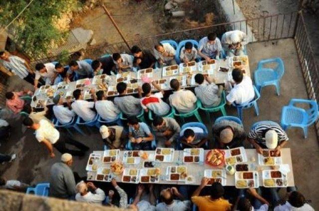 turklere ait bir gelenek cenaze evinde neden yemek dagitilir