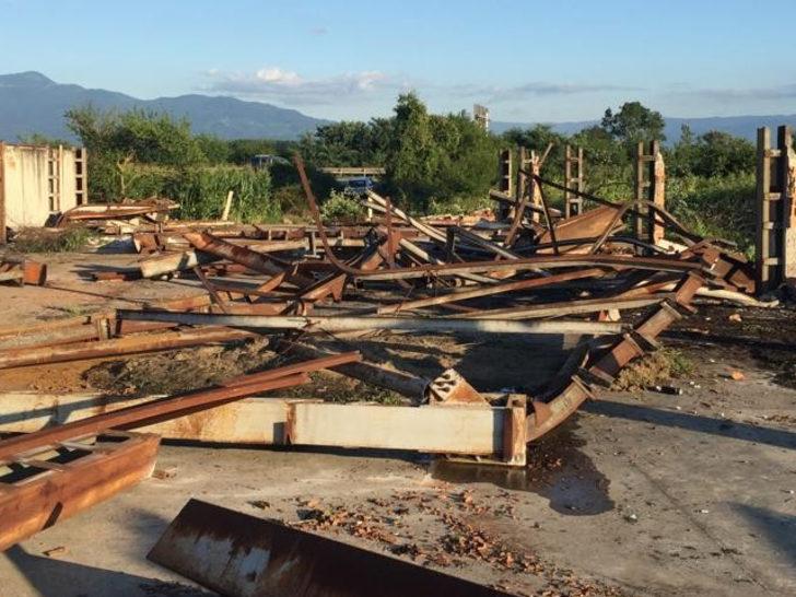 Sakarya'da fabrikayı çaldılar! G4