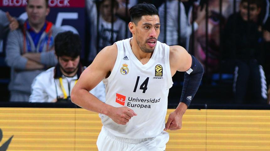 Zenit, Gustavo Ayon'u kadrosuna kattı