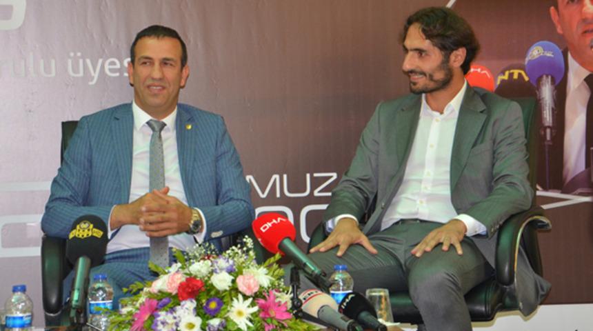 Hamit Altıntop AVM’de söyleşiye katıldı