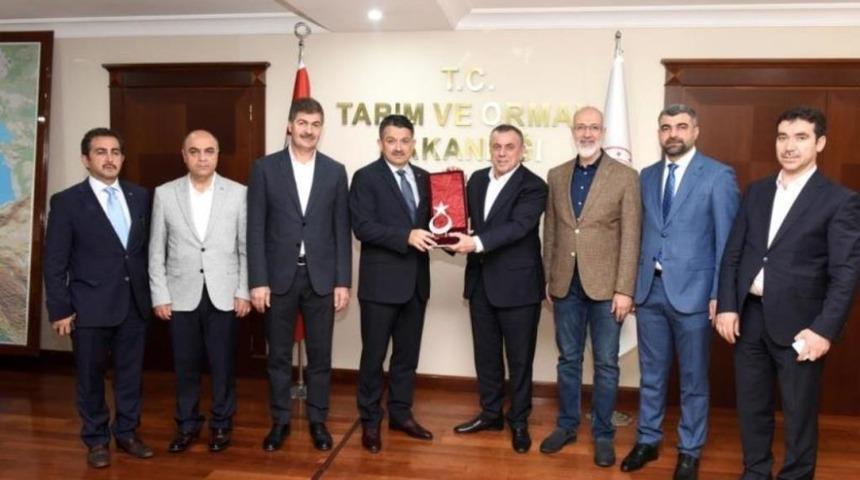 AK Parti’li yöneticiler, Mardin’e hizmet taleplerini Bakanlara iletti