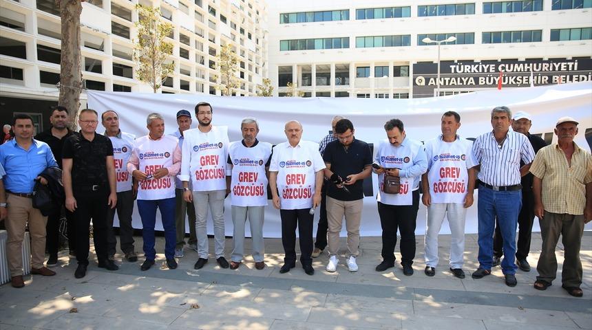 Antalya B&uuml;y&uuml;kşehir Belediyesi'nde grev