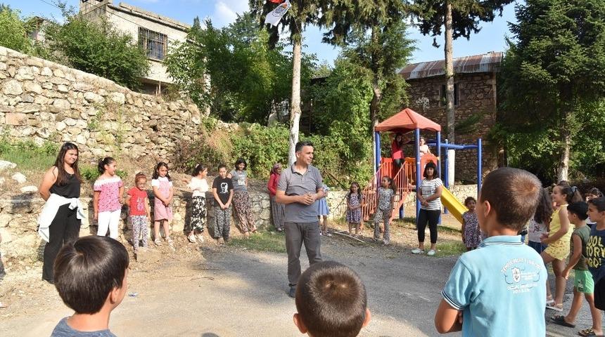 Toroslar&rsquo;da &ccedil;ocuklara &lsquo;yaratıcı drama&rsquo; eğitimi