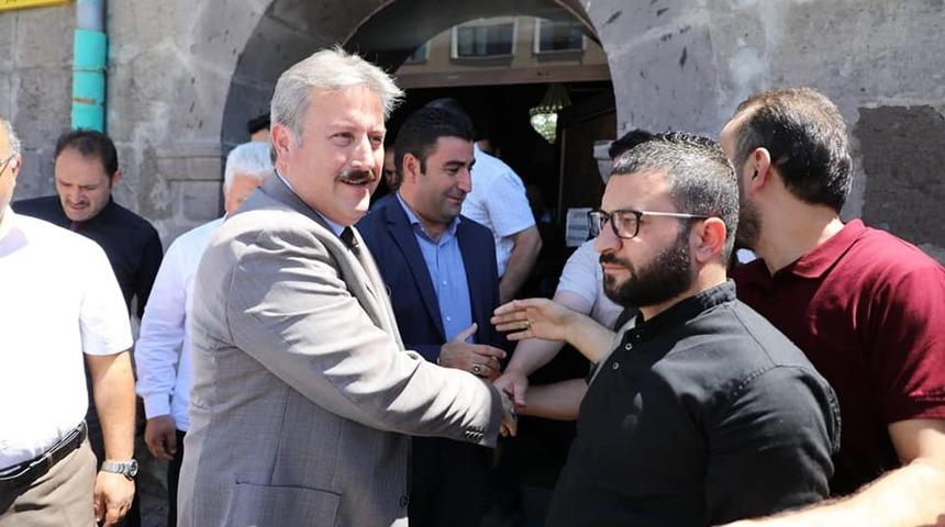 Başkan Dr. Palancıoğlu, Tacettinveli Semt Esnafını Ziyaret Etti