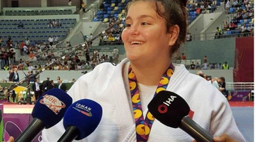 Manisalı Hilal Öztürk’ten EYOF’ta altın madalya