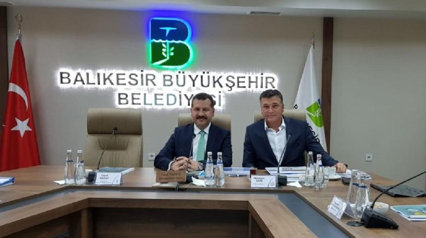 Sarı Başkan Yılmaz&rsquo;la g&ouml;r&uuml;şt&uuml;