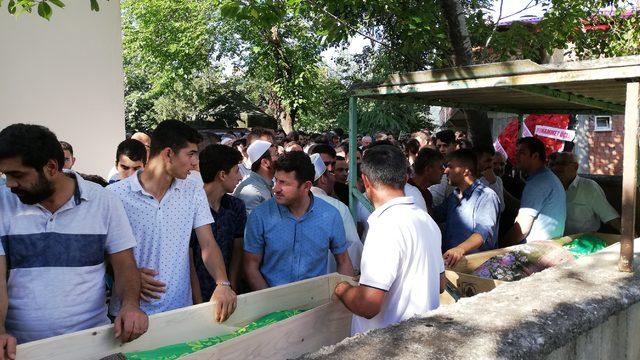 Yolcu otobüsüyle minibüsün çarpıştı kazada, ölü sayısı 4'e çıktı (2)