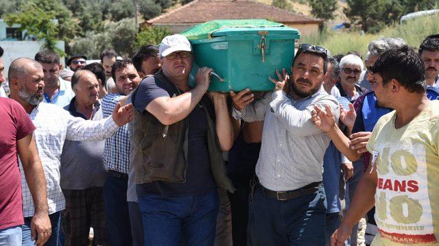 Manisa İl Göç İdaresi Müdürü Doğramacı son yolculuğuna uğurlandı