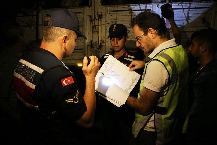 Kurbanlıklar İstanbul'a getirilmeye başlandı G2