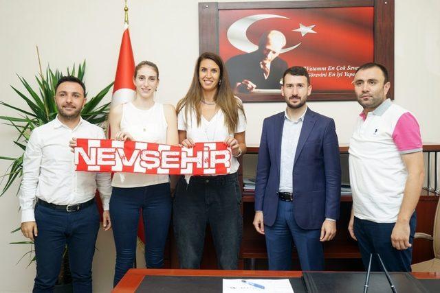 Nevşehir Belediyesi voleybolda transfere hızlı başladı