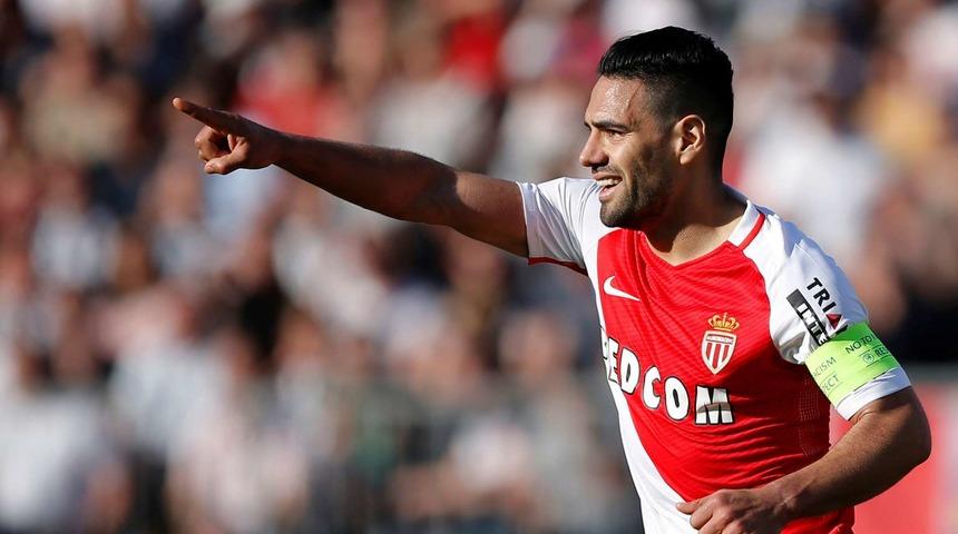 Monaco'dan Falcao hamlesi!