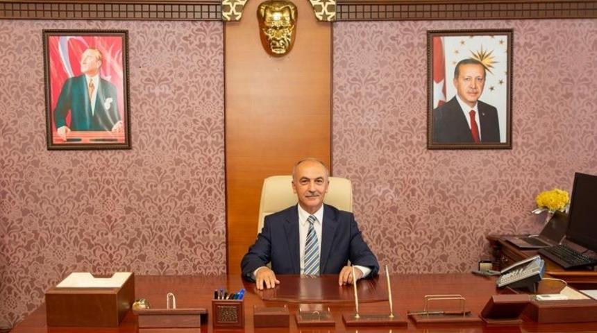 Vekaleten rekt&ouml;rd&uuml;, asaleten atandı