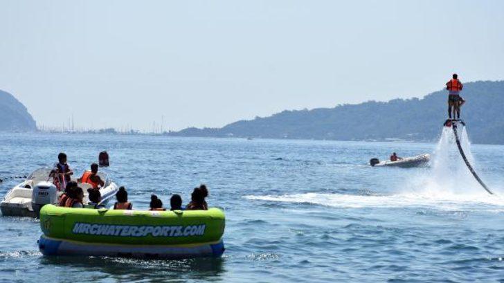 Plajlar ve havuzlar doldu, uzmanlar uyardı G3