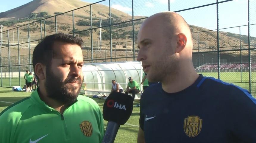 Michal Pazdan: Takımda iyi bir hava olacağını düşündüğüm için sözleşmemi uzattım