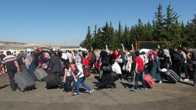 Suriyelilerin bayram için ülkelerine gidişi sürüyor