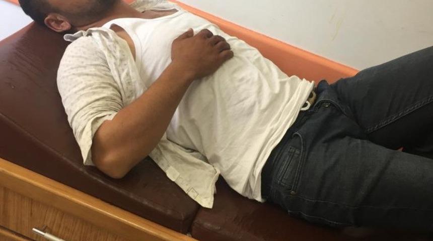 Freni boşalan kamyonet kaza yaptı: 2 Yaralı