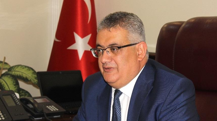 Vali Pekmez:”Aziz milletimizin başı sağolsun”