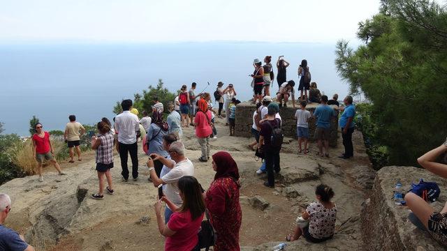 Zeus Altarı'nda tehlikeli fotoğraf çekimi 