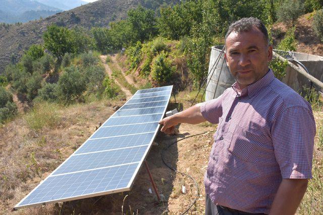 Kiraz bahçesinde kendi elektriğini üretiyor