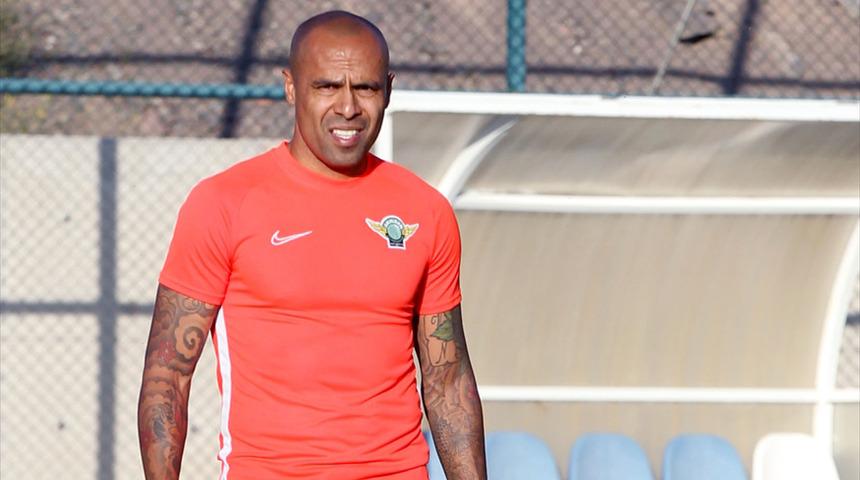 Mert Nobre: Türkiye benim ülkem, yeşil sahalar ofisim