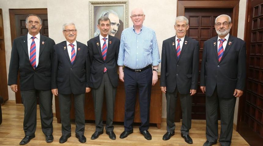 Kazım Kurt: &ldquo;Gazilerimiz onurumuzdur&rdquo;