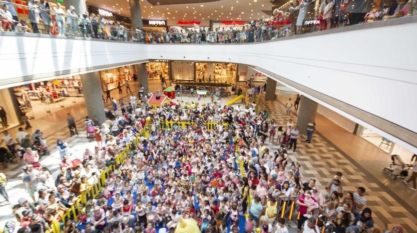 Elif&rsquo;in D&uuml;şleri Adana Optimum&rsquo;da