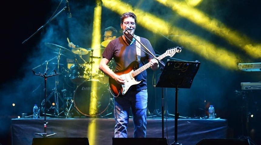 G&uuml;zel Geceler&rsquo;de Murat Durmaz sahne aldı