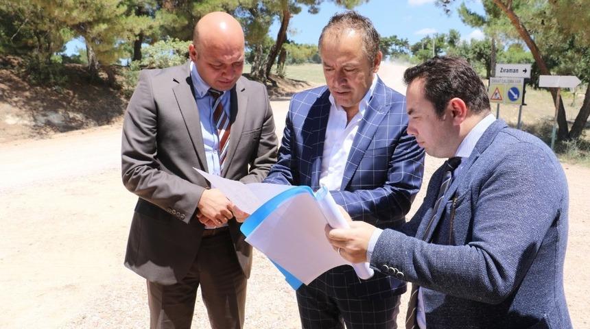 Selendi&rsquo;de yol yapım &ccedil;alışmaları başladı