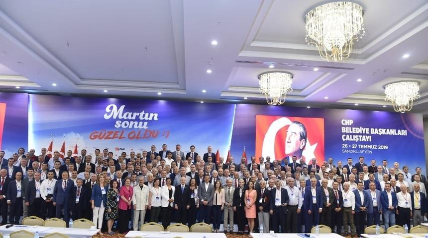 Başkan Şahin, CHP Belediye Başkanları &Ccedil;alıştayı&rsquo;na katıldı