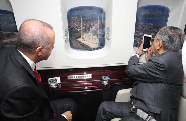 Erdoğan, Malezya Başbakanı'na İstanbul'u havadan tanıttı