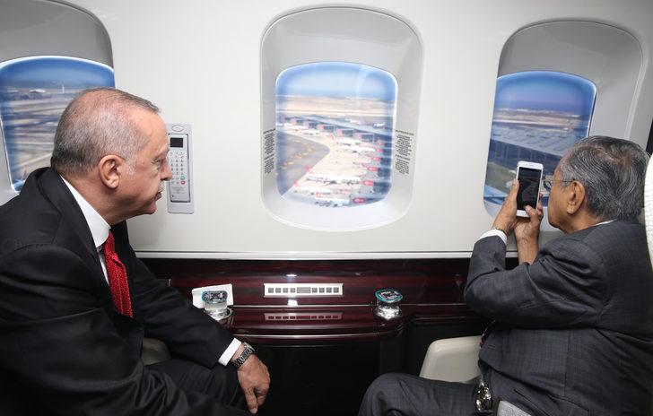 Erdoğan, Malezya Başbakanı'na İstanbul'u havadan tanıttı G3