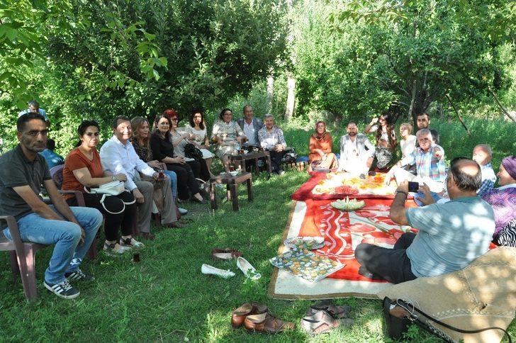 Başkan Erdem’den Esendere beldesine ziyaret G3