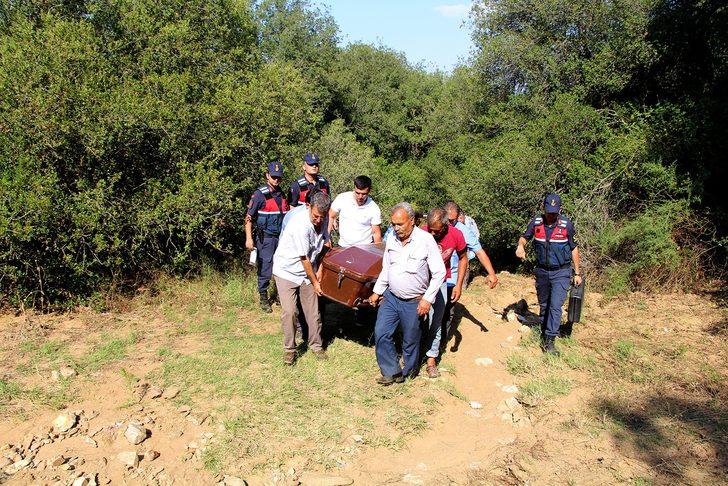 Manisa'da su borusu bağlamak için gittiği dere yatağında ölü bulundu  G5