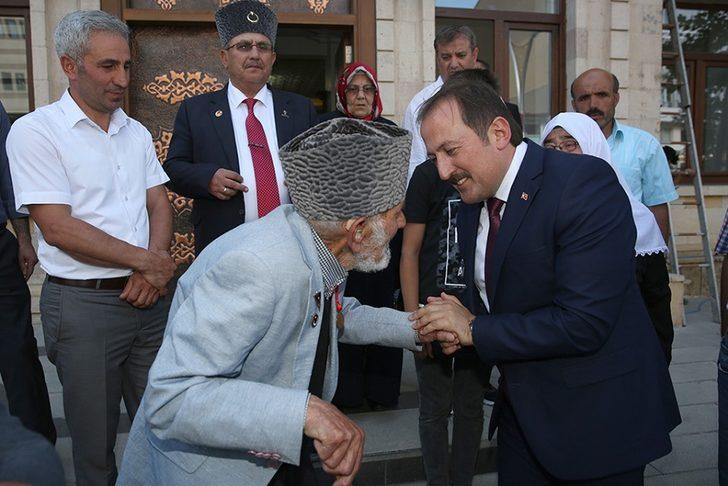 Şehit aileleri ve gaziler, Vali Pehlivan’a uğurlama ziyaretinde bulundu G4