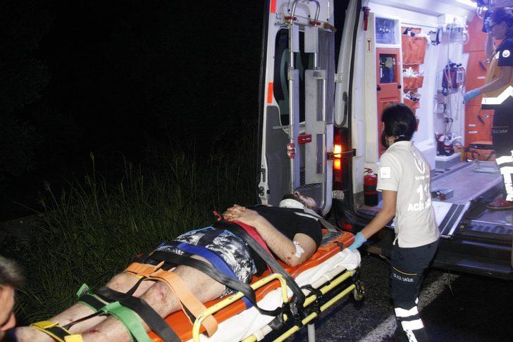 Bursa'da iki araç kafa kafaya çarpıştı: Ölü ve yaralılar var! G5