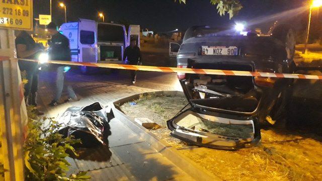 Ankara’da takla atan otomobilin sürücüsü hayatını kaybetti