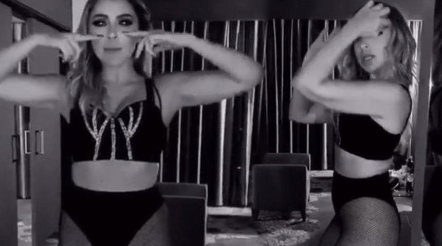 Hadise 'Ela' paylaşımıyla sosyal medyayı salladı