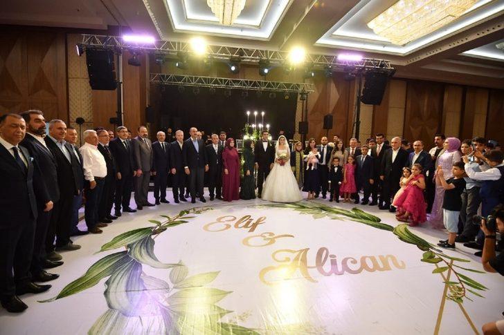 Kaplan ve Canbaz ailelerinin mutlu günü G1