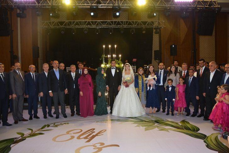 Kaplan ve Canbaz ailelerinin mutlu günü G3