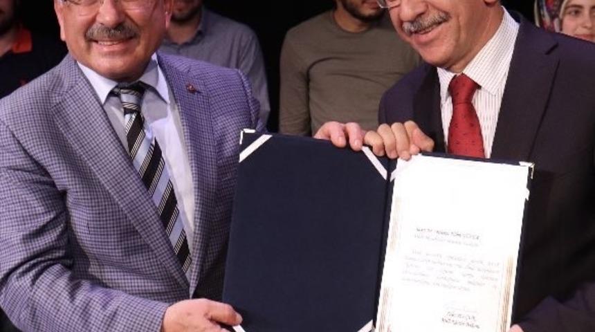 Başkan Hilmi Güler’e eğitim ödülü