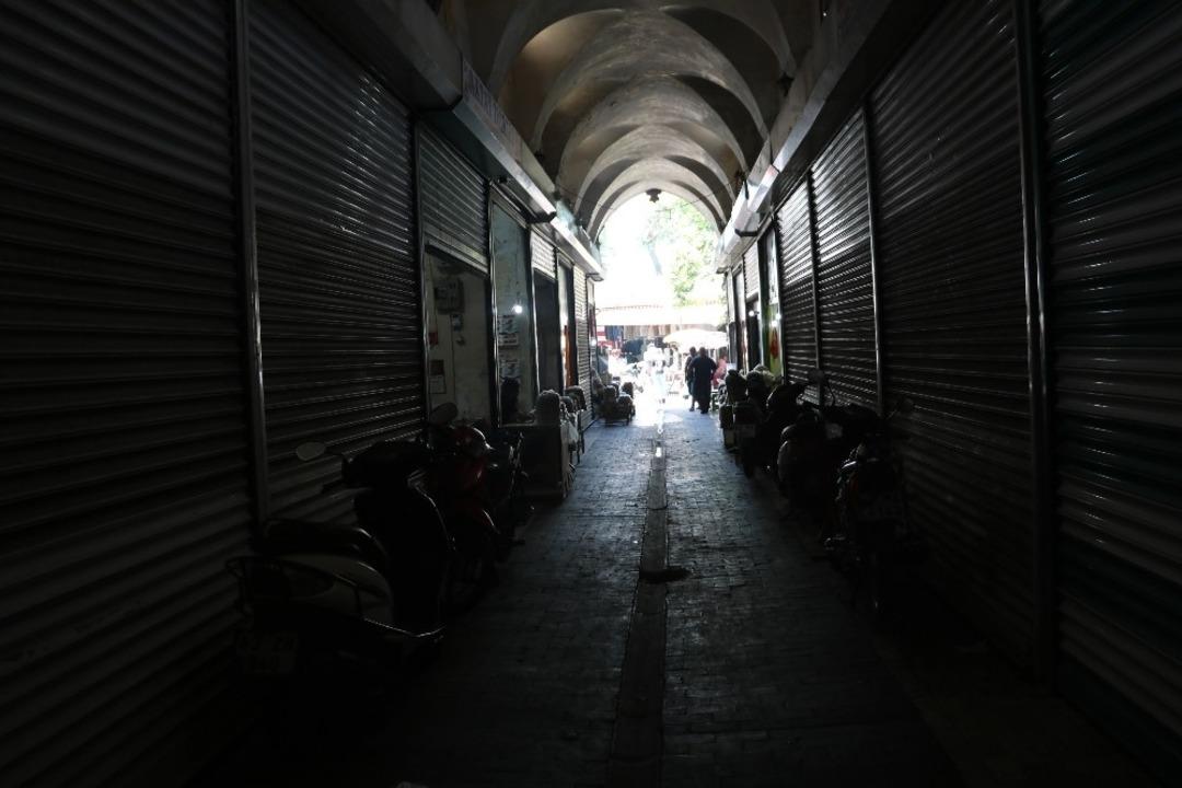 Şanlıurfa&rsquo;nın tarihi H&uuml;seyniye &Ccedil;arşıları eski g&uuml;nlerini arıyor