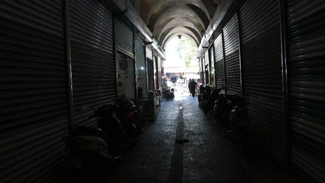 Şanlıurfa’nın tarihi Hüseyniye Çarşıları eski günlerini arıyor