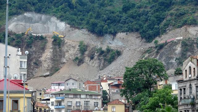 Doğal sit alanı Boztepe'de tünel ve yol inşaatına tepki