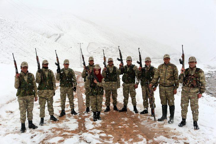 'Bıkmadan, usanmadan vatanı bekleyeceğiz' G3