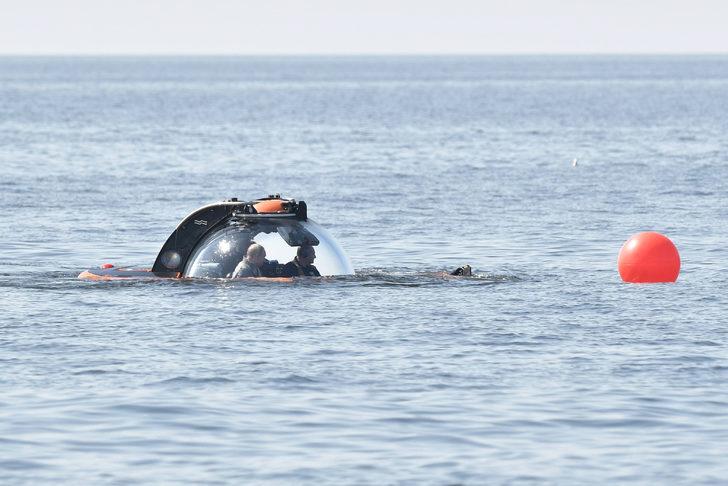Vladimir Putin batık denizaltıyı inceledi G3