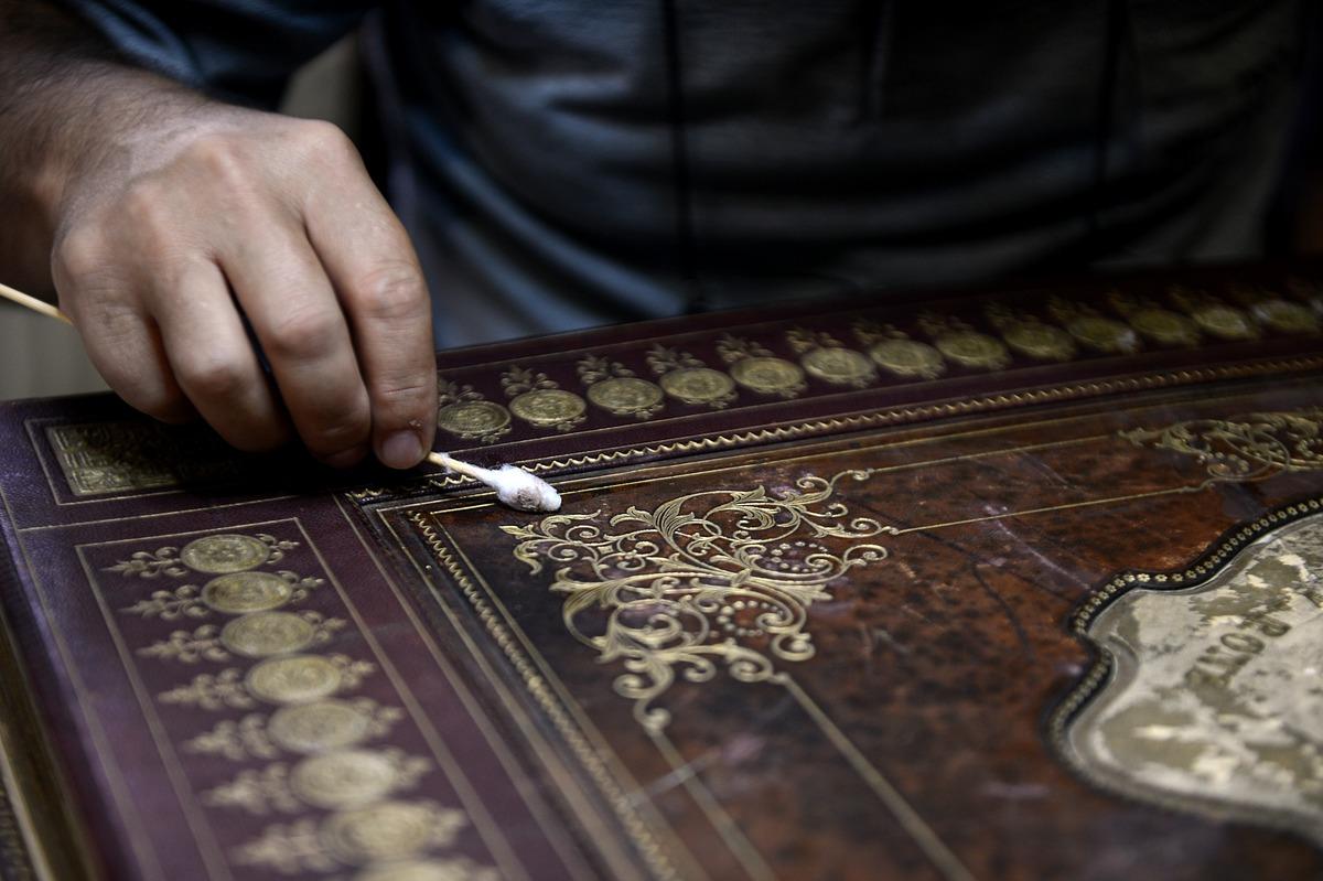 Tam 140 yıllık! Abd&uuml;lhamid Han'ın alb&uuml;m&uuml; restore ediliyor