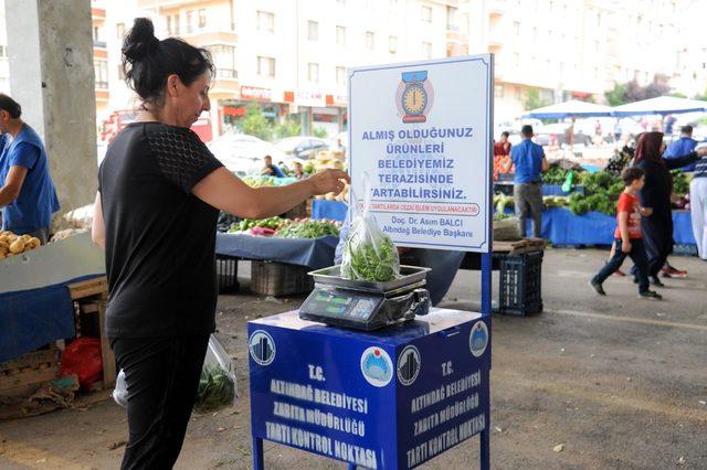 Altındağ pazarlarında terazi dönemi