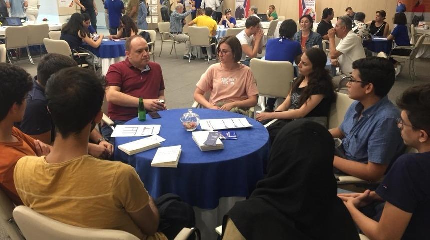 KAYSO YKS&rsquo;de Başarılı &Ouml;ğrencilere TOBB ET&Uuml;&rsquo;y&uuml; Gezdirdi